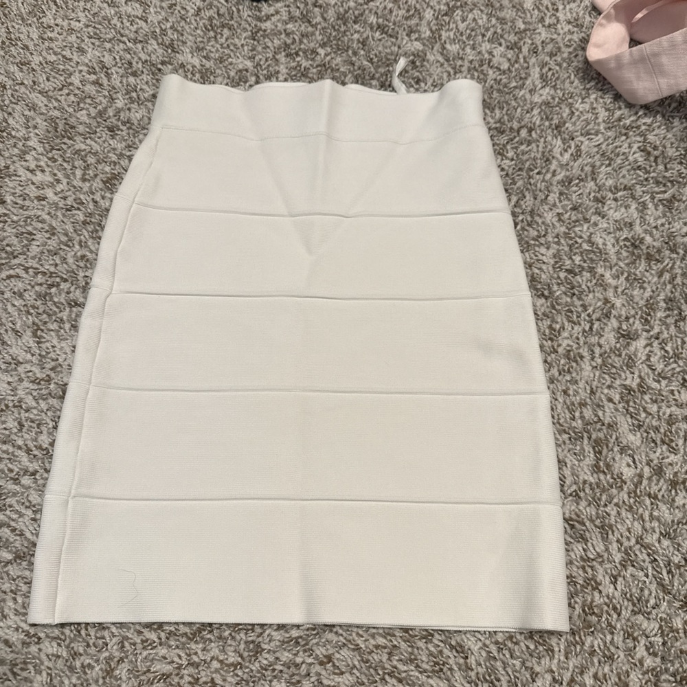 BCBGMaxAzria Cream Knee-Length Pencil Skirt for Cocktail